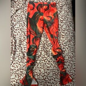 SHEIN SXY Split Hem Ruched Graphic Print Leggings